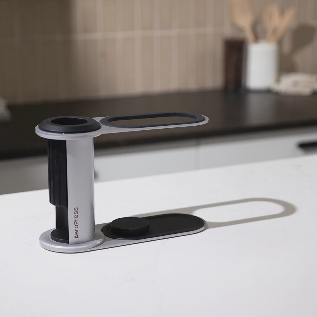 Load video: Organizer Stand – Stainless Steel